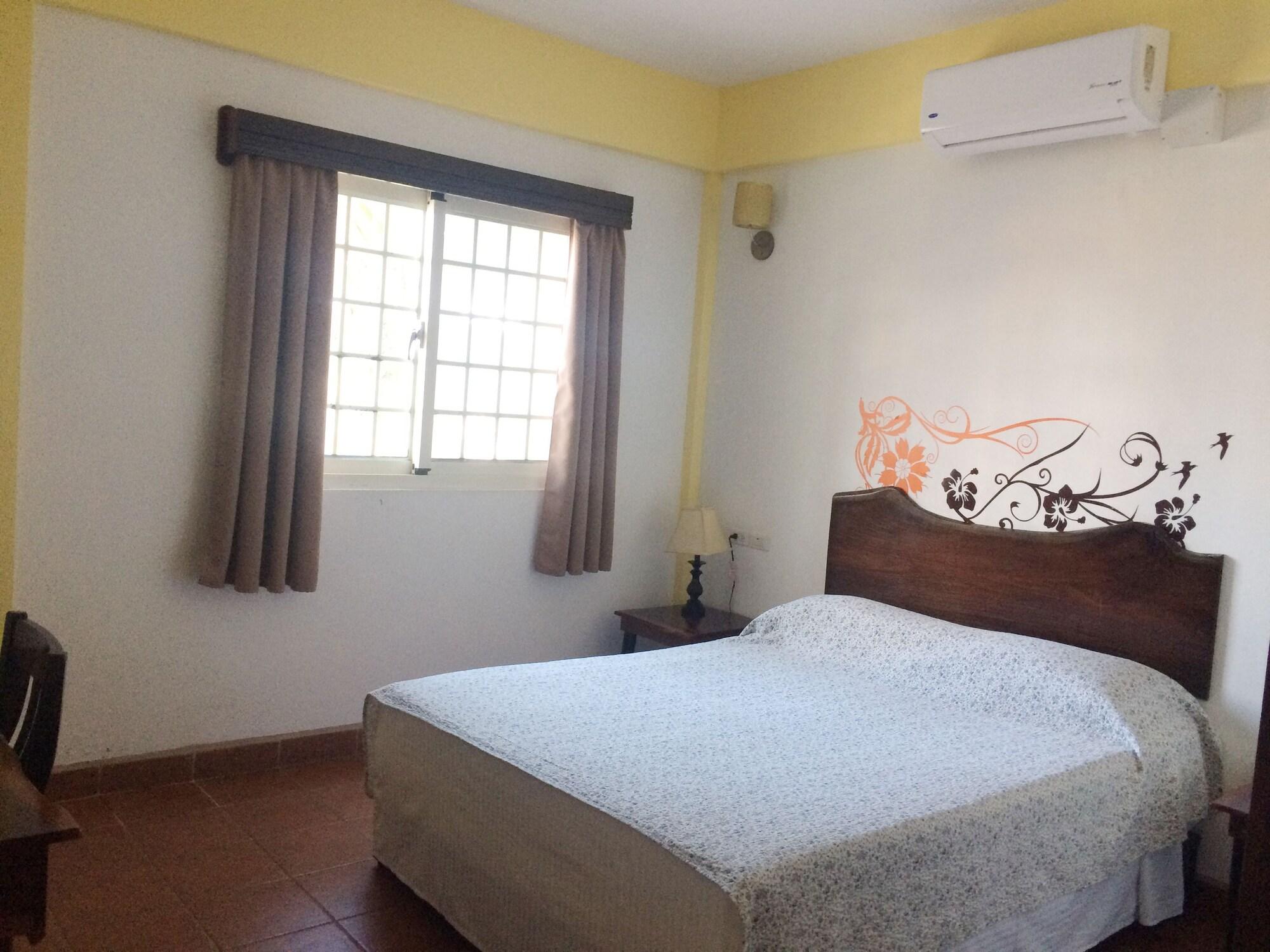 Easy Inn Hotel Белиз-Сити Экстерьер фото